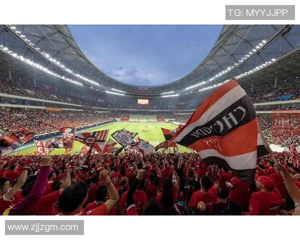 当今足坛风云人物盘点现役足球明星的辉煌与成就