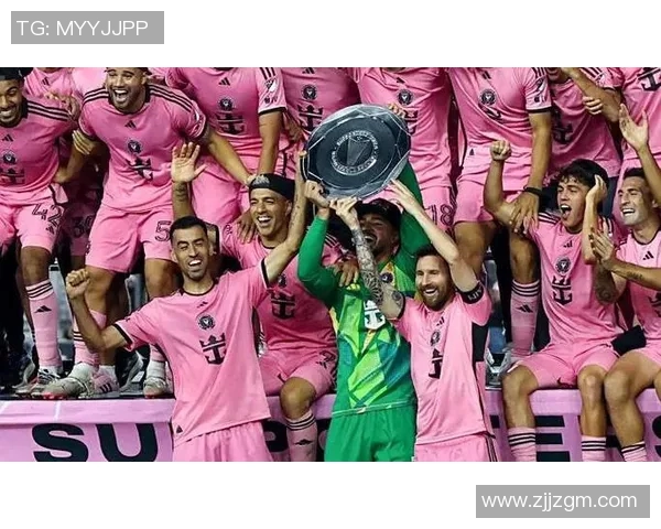 2017年足球界告别传奇球员回顾他们的辉煌与退役时刻 2017年足球界告别传奇球员回顾他们的辉煌与退役时刻